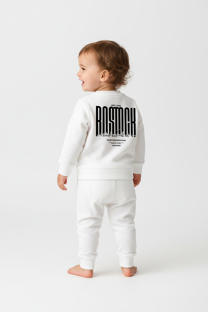 Rostock 'Rostockerkind' Bio Sweatshirt Babys Backprint weiß