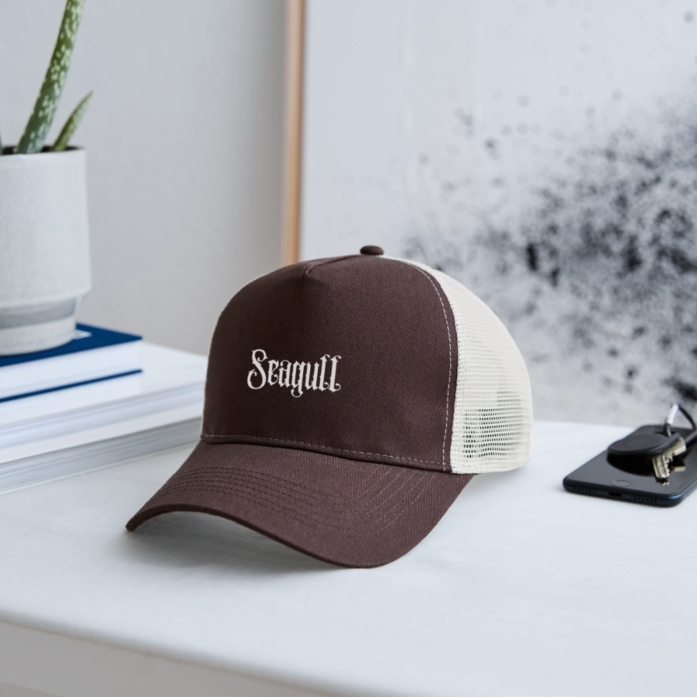 Rostock 'SEAGULL' Trucker Cap mit weißem Print - Braun/Beige